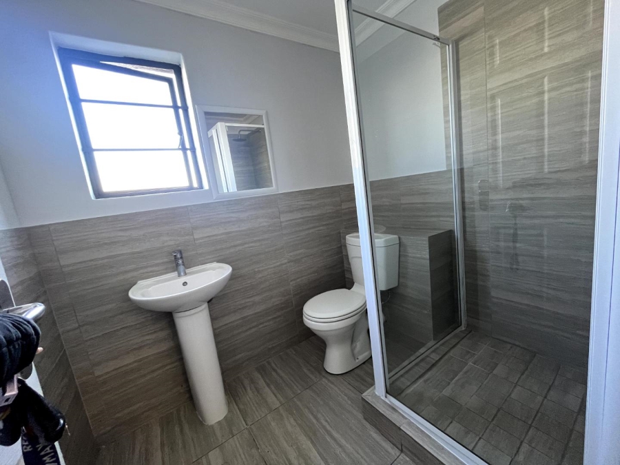 To Let 3 Bedroom Property for Rent in Parklands Western Cape